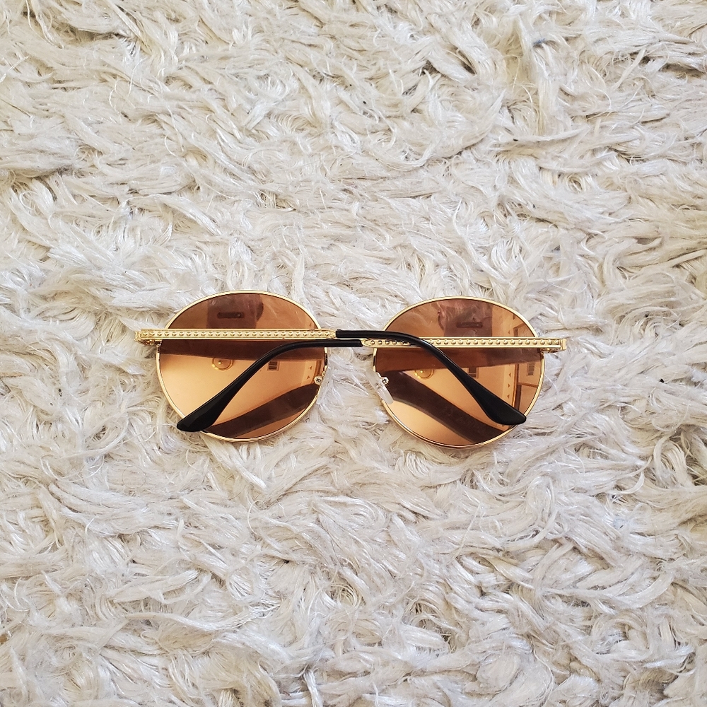 Gold frame rounded reflective lens glasses - Picture 2 of 2